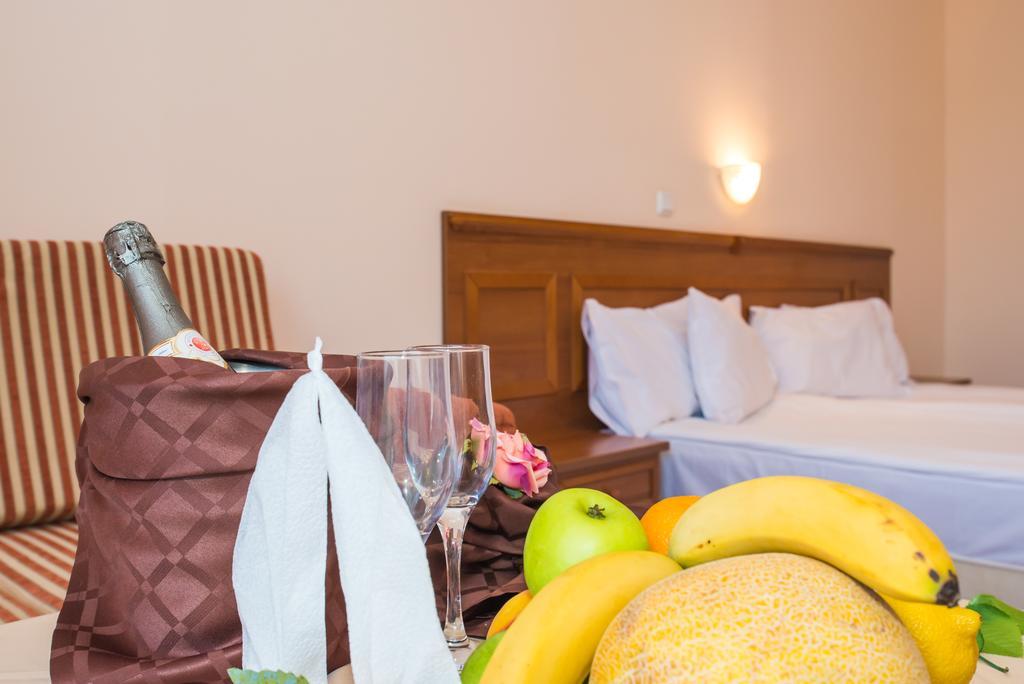Tiva Del Mar Beach Hotel Sveti Vlas Phòng bức ảnh